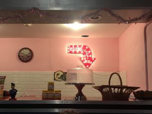 Comet 984 counter - Vegan Stop Here at Comet 984 in Playa Del Carmen