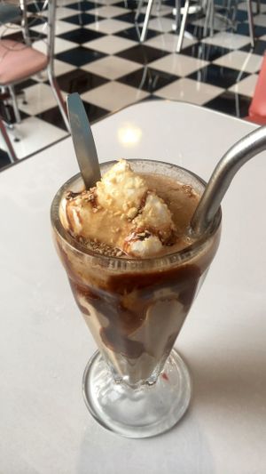 Snickers milkshake. 12/10 recommend  at Comet 984 in Playa Del Carmen
