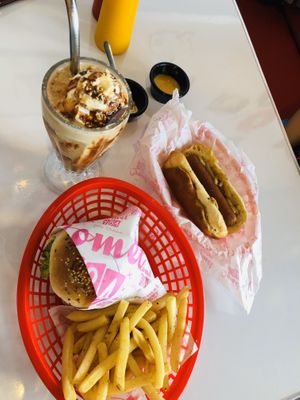 Combo at Comet 984 in Playa Del Carmen