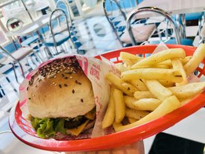 Beyond Burguer  at Comet 984 in Playa Del Carmen