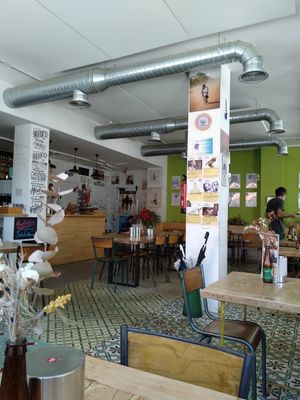 Interior at Cafe Babel in Torrelodones