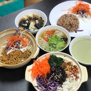 Monkey head, thunder rice and noodle dish at Vege Pot 素砂煲 in Central Singapore