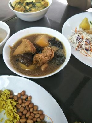 ginger monkey mushrooms at Vege Pot 素砂煲 in Central Singapore