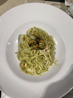 Pasta tagliatelli riso  at Vitto Pitagorico in Naples