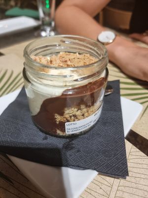 Vegan desert at Vitto Pitagorico in Naples