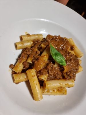 Pasta dish at Vitto Pitagorico in Naples