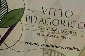 Take away service at Vitto Pitagorico in Naples