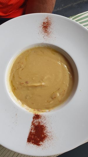 BISSARA soup, Moroccan broad bean soup, EVO oil, cumin, paprika and garlic at Vitto Pitagorico in Naples