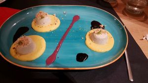 Dessert cru at Vitto Pitagorico in Naples