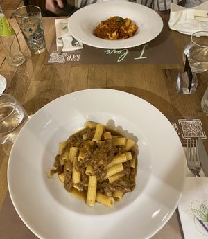 Napoli and bolognese   at Vitto Pitagorico in Naples