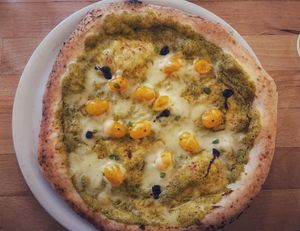 Pizza Scapece Vegan at Vitto Pitagorico in Naples