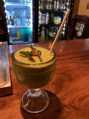 Verde Tropical smoothie  at Los Amigos in Flores
