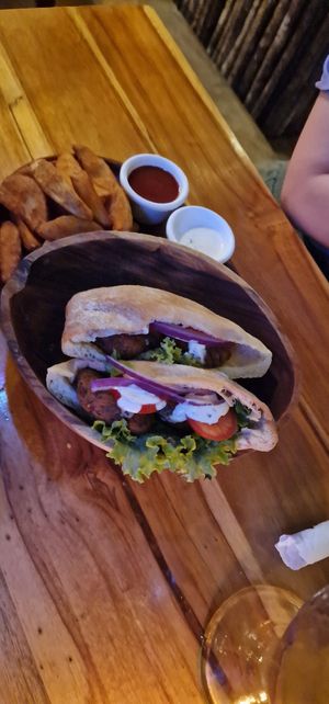 Falafel pita at Los Amigos in Flores