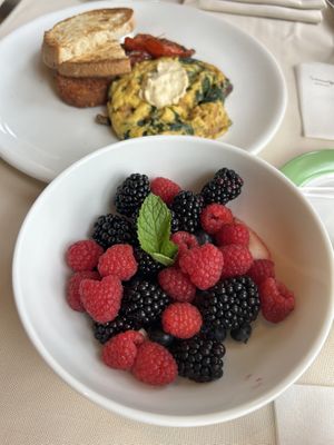 Fruit!  at Wynn Hotel - Tableau in Las Vegas