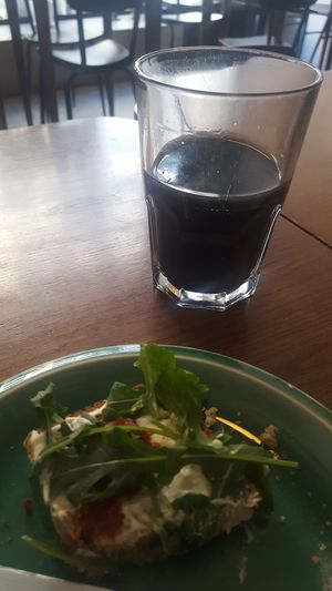 Fromage végane, roquette, tomate sechée 👍 at Ou Bien Encore in Geneva