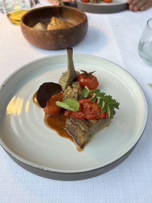 Eggplant with artisjok, tomato  at De Poorterij in Elen