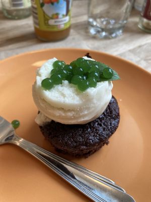 Browine with vanilla ice  at Cafe K-ærlig in Ribe