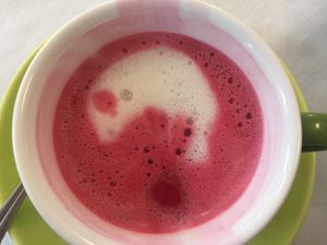 Rote Bete Latte at Cafe K-ærlig in Ribe