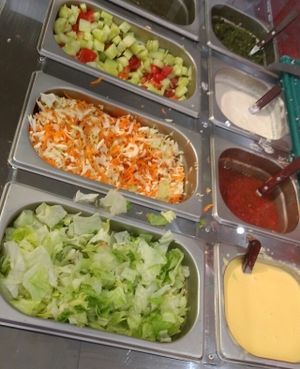 ingredientes y salsas  at Veggie Medio Oriente - Suipacha in Buenos Aires