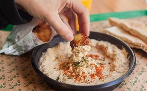 Hummus at Veggie Medio Oriente - Suipacha in Buenos Aires