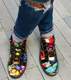 Handmade vegan shoes. Designs inspired by the Colombian biodiversity. at Aluna Shoes in Medellin