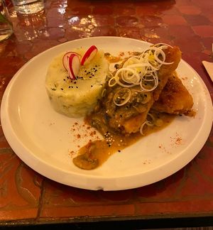 Celery steak with mashed potatoes and mushroom-cream sauce 😋 at Estudio Vegetariano in Lagos