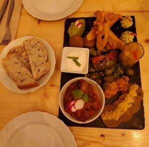 Cold Starter Samplers at Estudio Vegetariano in Lagos
