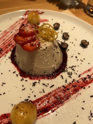 Panna Cotta  at Estudio Vegetariano in Lagos