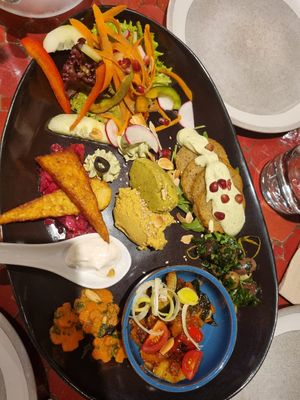 Cold appetisers platter at Estudio Vegetariano in Lagos