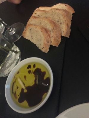 Bread and balsamic oil/vinegar at Estudio Vegetariano in Lagos