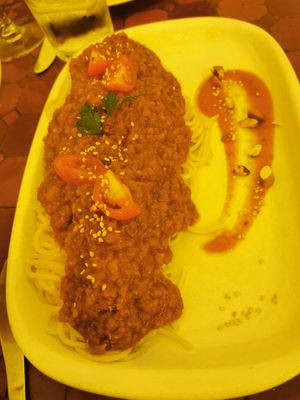 Spaghetti alla bolognese at Estudio Vegetariano in Lagos