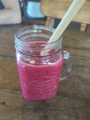 Smoothie (beetroot, orange, ...) at Coconut Monkey in Koh Tao