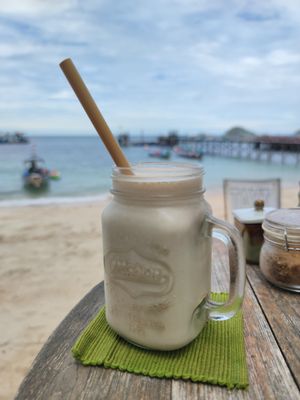 Vegan Monkey Smoothie at Coconut Monkey in Koh Tao