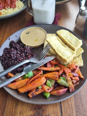  at Coconut Monkey in Koh Tao