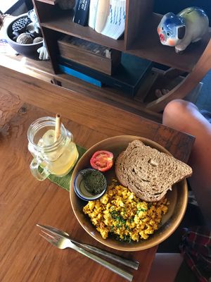 Vegan tofu scramble at Coconut Monkey in Koh Tao