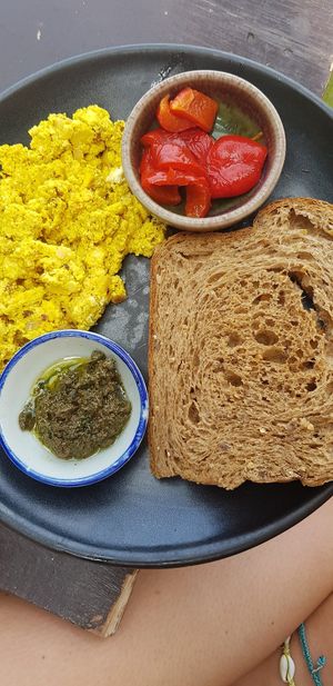 Tofu scramble with homemade pesto and toaat at Coconut Monkey in Koh Tao