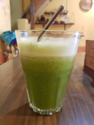 Amazing green juice at The Vegan Temple by Prasada in Cusco