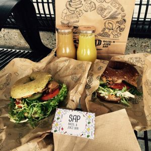 Breakfast before catching the train at SAP Bagel & Juice Bar - Stationsstraat in Maastricht