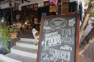 Vegan options available at Novelty Cafe in Luang Prabang