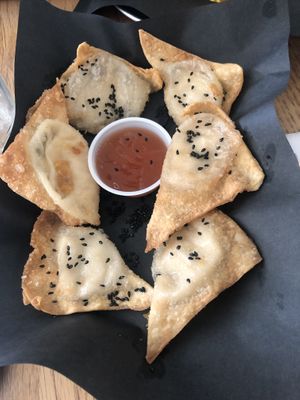 Cheesy rangoons at Bar Vegandale in Toronto