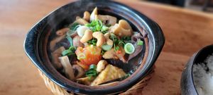 mit Pilzen at Anh Dao in Berlin