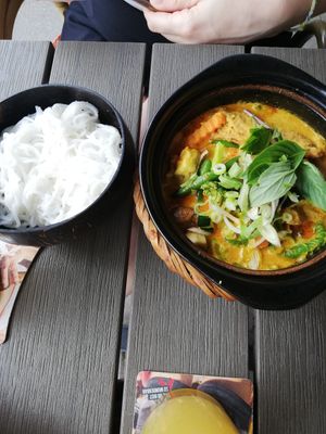 Nr. 44 with rice noodles and soy chunks at Anh Dao in Berlin