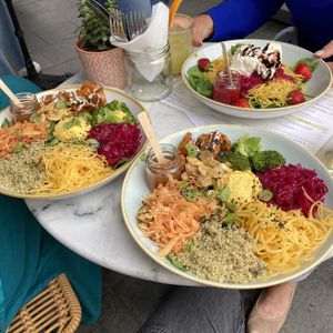 Botte plates are vegan, top vegetarian at The Happiness Cafe  in Eindhoven