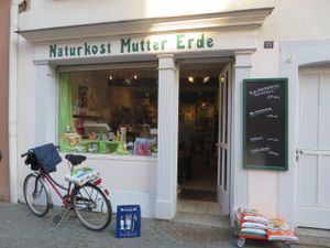shop front with entrance at Mutter Erde Naturkost in Saarbrucken