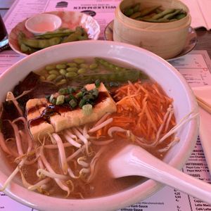 Vegane Ramen und Edamame 💚 at MoschMosch in Oberhausen