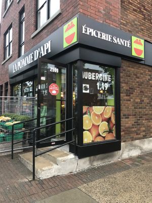 Outside at La Pomme d'Api in Montreal