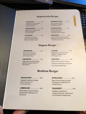 Vegetarische und vegane Burger  at Peter Pane in Binz