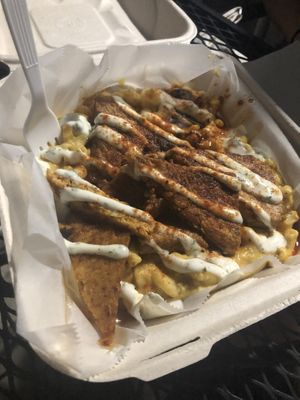 Hot tempeh mac at Graze in Nashville