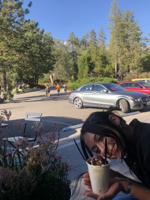 yum at El Buen Cacao in Idyllwild