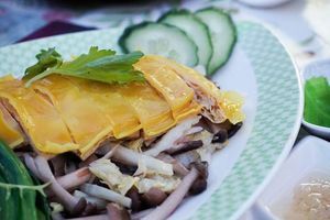 Hainanese veg chicken rice at Vegetarian Kitchen by Dickson Yoga - Kwun Tong in Kowloon